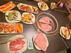 -梨花自助烤肉(西三旗万象汇黑金店)