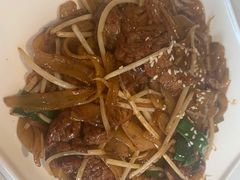 干炒牛河-喜粤8号(四海唐人街店)
