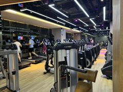 -威克健身游泳(万菱汇店)
