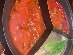 -巴卤社老火锅(财富店)