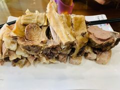 手抓羊肉-青海名吃尕张娃非遗烤肉(海湖总店)