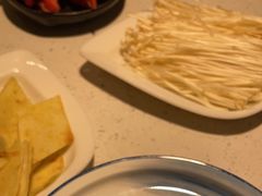 -三江源活鱼现烤(维多利摩尔城店)