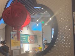 -尚尚仙·酸汤猪手·猪肚鸡火锅(华联万柳购物中心店)