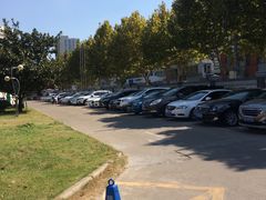 -上海体育大学综合馆-停车场