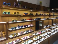 -罗伯特眼镜·蔡司官方授权(罗湖国贸店)