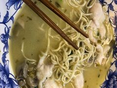 -何太太馄饨面铺(大浒东苑店)