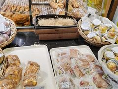 -苹果花园(龙漕路店)