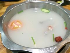 -风情丽江斑鱼火锅(孙家沟西南路80号店)