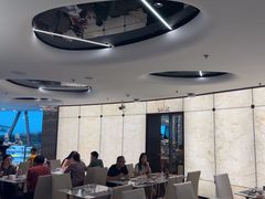 -广州塔卢特斯法国旋转餐厅