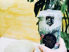 牛油果遇上益力多-萃萃泡沫茶坊(氹仔店)