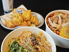 -W COLLECTIVE  DESSERT SHOP