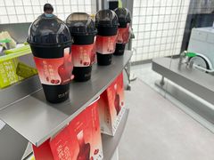 -沪上阿姨·臻选茶饮(上海环球港店)