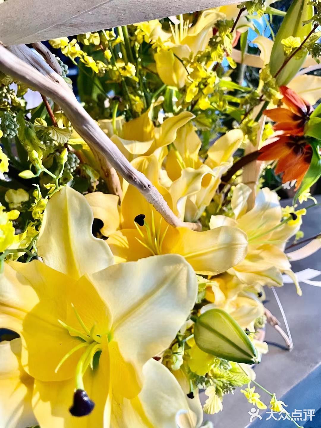听说他家为很多顶流做过花花~