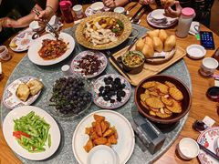 -天山集市(和家乐广场店)