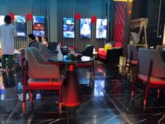 -屋有岛沉浸游戏旗舰店(中山公园店)