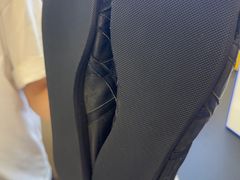 -爱革·奢品·鞋包·衣物·家居(金桥国际商业广场店)