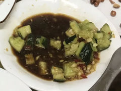 拍黄瓜-六弟特色小馆(人民新村店)