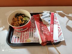-姑娘手肉夹馍·凉皮·粉面(三盛广场店)