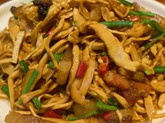 -唐师傅湘西名菜馆(武陵路店)