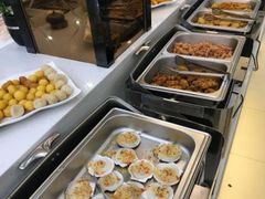 自助取餐区-都会尚膳·海鲜自助餐厅(重庆万豪酒店)