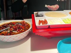 -荷塘秋月·本帮江浙菜(国权路店)