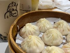 -馋三尺蟹粉小笼(人民广场店)