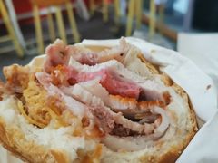 -Bánh Mì Huynh Hoa