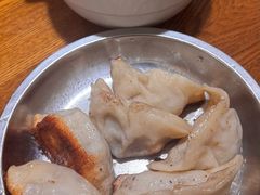 -黄阿姨锅贴大王(万航渡路店)