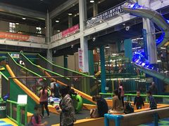 -蒙特利亲子乐园