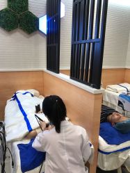 -痘院士专业祛痘皮肤管理