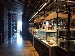 面包甜点陈列柜-南通滨江洲际酒店-西集自助餐厅
