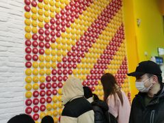 -m豆巧克力世界(上海世茂广场店)