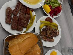 -Tarihi Sultanahmet Köftecisi Selim Usta