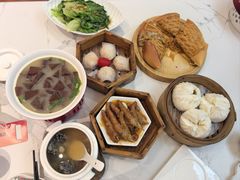-广府汤语·靓汤·早茶·小粤菜(仁恒梦店)
