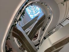 -瑞虹新天地月亮湾