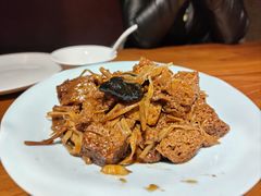 -金枝玉叶上海人家食府(三里河店)