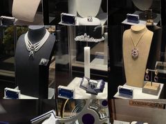 -Galleria百货店名品馆