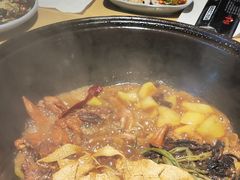-万里闯关东铁锅炖菜馆(高新旗舰店)