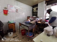 -黄阿姨锅贴大王(万航渡路店)