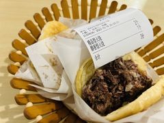 -闫家驴肉老店(华电一校店)