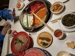 -周师兄大刀腰片火锅(磁器口直营店)