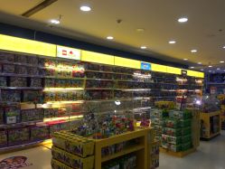-玩具反斗城(正大广场店)