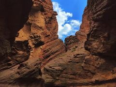 -天山神秘大峡谷