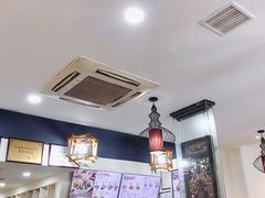 -熊大师牛羊粉(红谷凯旋店)