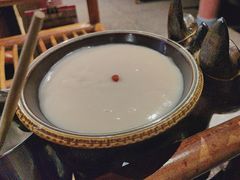 -老牌坊云南鱼豆花火锅(哈西万达店)