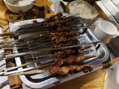 特色碳烤羊肉串-老兰家传统烧烤炒菜泡馍(小南门店)