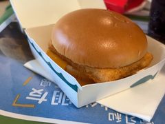 -麦当劳(军博店)