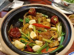 -沙胆彪炭炉牛杂煲(上海日月光广场店)