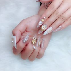 -Pink You美甲美睫纹绣定制中心