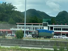 -阳山北服务区-停车场